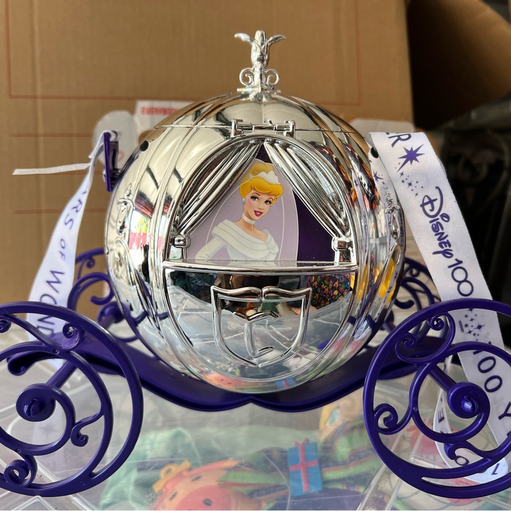 Metallic Cinderella Carriage Popcorn Bucket Disney 100th Anniversary exclusive